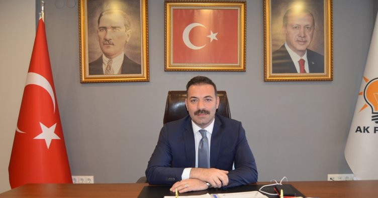 MUSTAFA ÇAĞLAYAN YÖNETİMİNDEKİ AK PARTİ İL YÖNETİM KURULU GÖREV DAĞILIMI YAPTI